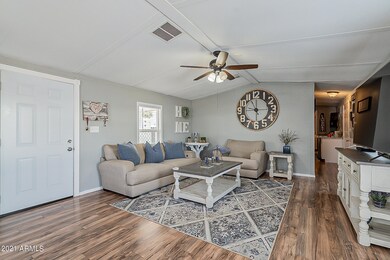 Valley Dr, Unit 25-200