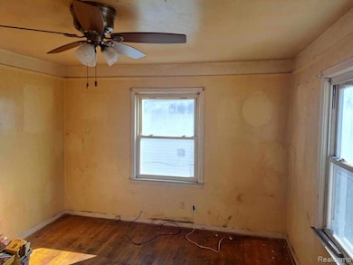 5109 S Hubbard St, Wayne, MI 48184 - photo 6