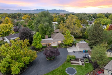 5766 S Beaumont Dr, Holladay, UT 84121 - photo 3