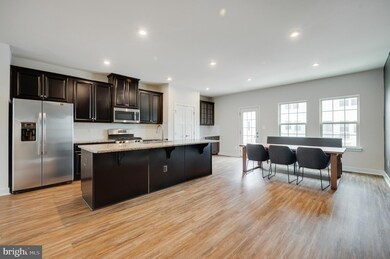 2174 Hemlock Bay Rd, Dumfries, VA 22026 - photo 6