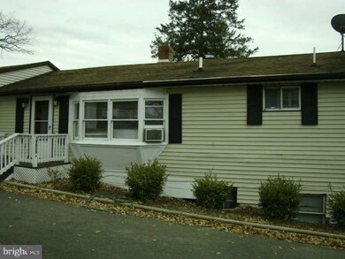 18629 Amidon Ave unit A, Triangle, VA 22172 - photo 2