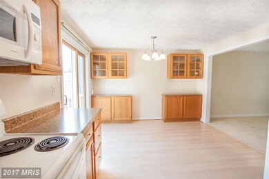 5571 Hunting Horn Dr, Ellicott City, MD 21043 - photo 7