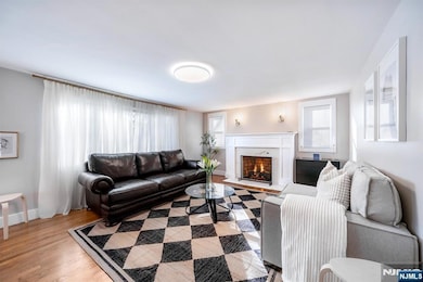 181 Pascack Rd, Woodcliff Lake, NJ 07677 - photo 3