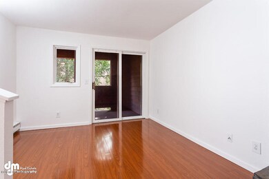 Living Area 4194-SMALL