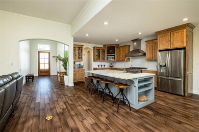 1057 N 44 Ln, Weatherford, TX 76085 - photo 4