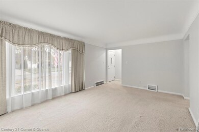 13683 Wesley St, Southgate, MI 48195 - photo 6