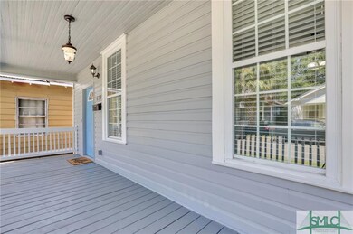 Newer windows throughout.