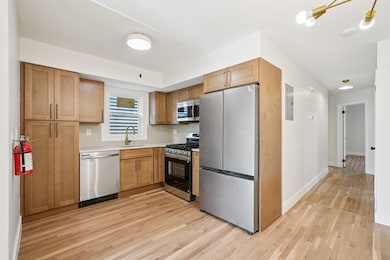 43 Edwards Ct, Bayonne, NJ 07002 - photo 6