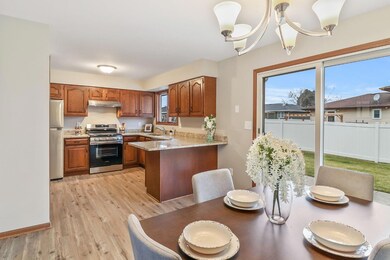 1504 Painted Leaf Dr, Crown Point, IN 46307 - photo 5