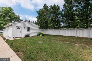 1250 Hillside Rd, Pasadena, MD 21122 - photo 3