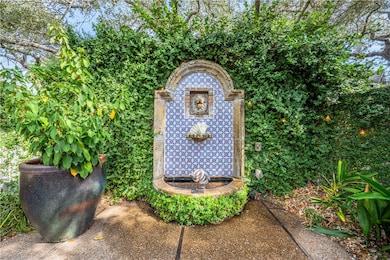 2006 Crescent Ct, Rockport, TX 78382 - photo 4