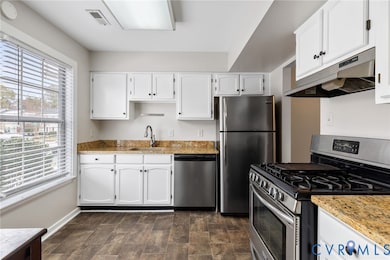 11689 Timberly Waye, Henrico, VA 23238 - photo 3