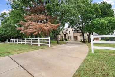7400 Weatherby Rd, Burleson, TX 76028 - photo 4