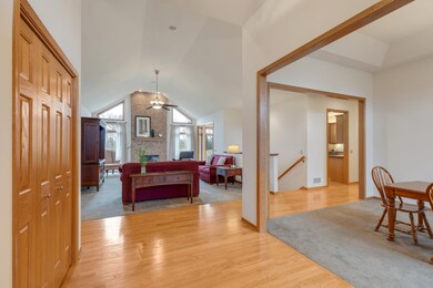 3410 Cypress Dr, Spring Grove, IL 60081 - photo 2