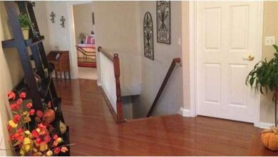 61 Taft Hill Ln, Uxbridge, MA 01569 - photo 4