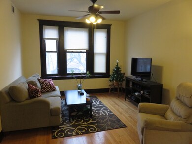 1113 W Webster Ave, Chicago, IL 60614 - photo 2