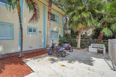 1135 Euclid Ave unit 207, Miami Beach, FL 33139 - photo 2
