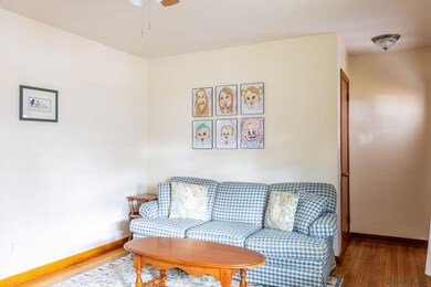 1024 Pomona Dr, Johnstown, PA 15905 - photo 3