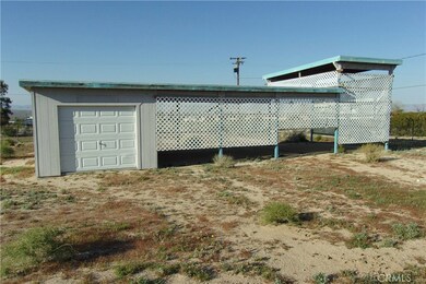 69246 Sullivan Rd, Twentynine Palms, CA 92277 - photo 6