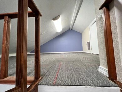 2521 Richmond Ave unit Casita, El Paso, TX 79930 - photo 3