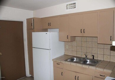 2Bed - Kitchen