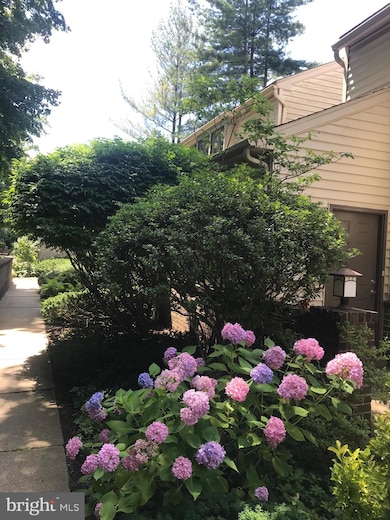 200 S Roberts Rd unit A3, Bryn Mawr, PA 19010 - photo 2