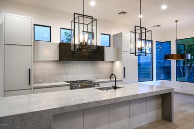 Kitchen/Dining