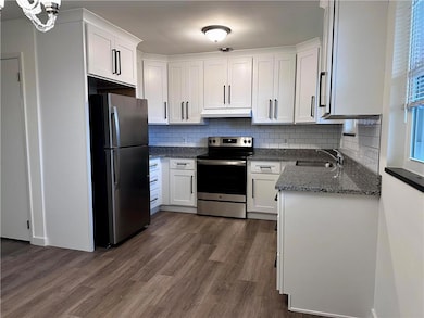 2221 Grove St unit 2W, Allentown, PA 18104 - photo 7