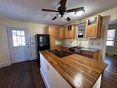 23 Ashuelot St unit A, Winchester, NH 03470 - photo 3