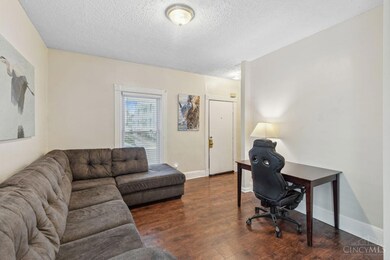 518 W Sixty Third St, Cincinnati, OH 45202 - photo 5