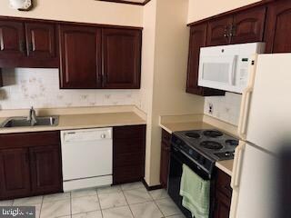 unlisted-address, Brookhaven, PA 19015 - photo 7