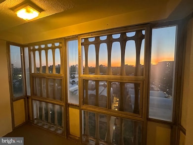 River Park unit N-602, Washington, DC 20024 - photo 4