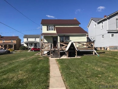 310 11th St, Windber, PA 15963 - photo 5