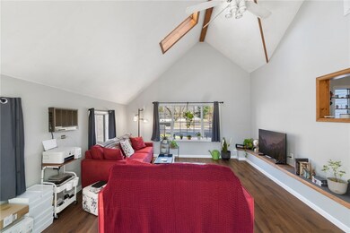 25 Tobey Ct, Warwick, RI 02886 - photo 6