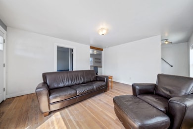 202 SW 3rd St, Redmond, OR 97756 - photo 6