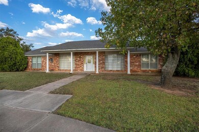 119 Moss Ln, Weatherford, TX 76088 - photo 2