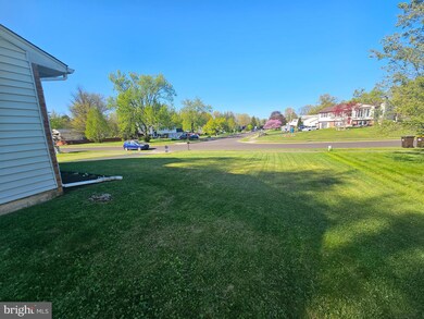 390 Carpenter Ln, Hatfield, PA 19440 - photo 6
