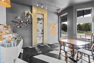 1006 Walker Cir, Iowa City, IA 52245 - photo 6