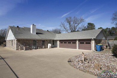 2406 Redbud St, Kilgore, TX 75662 - photo 3