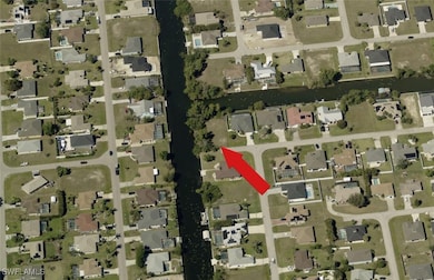 201 SE 2nd St, Cape Coral, FL 33990 - photo 2
