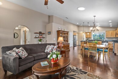 2745SWElmerNelsonLn-007