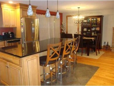 12 Oakridge St, Ludlow, MA 01056 - photo 3