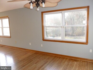 12626 Duckettown Rd, Laurel, MD 20708 - photo 6