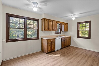 120 Shaw St, Aliquippa, PA 15001 - photo 7