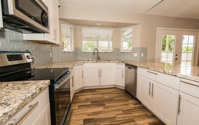 3225 N Sean-5