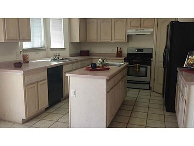 14340 Desert Wind Dr, Horizon City, TX 79928 - photo 6