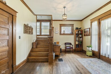 1502 Washington St, Columbus, IN 47201 - photo 5