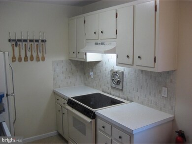 107 The Orchard unit H, East Windsor, NJ 08512 - photo 6
