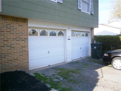 878 Deerfield Dr, North Tonawanda, NY 14120 - photo 3