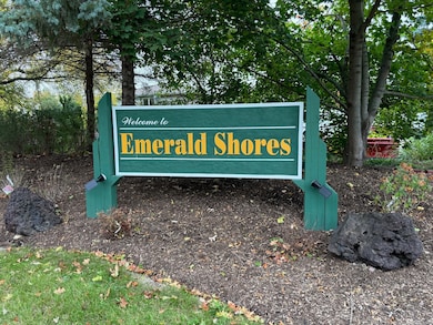 35063 N Emerald Shores Ct, Ingleside, IL 60041 - photo 5